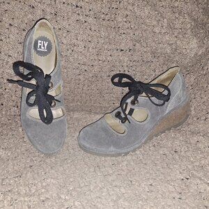 FLY LONDON-Nely-Gray Lace Up Suede Wedge Loafer-Sz 39/8.5-Near Mint